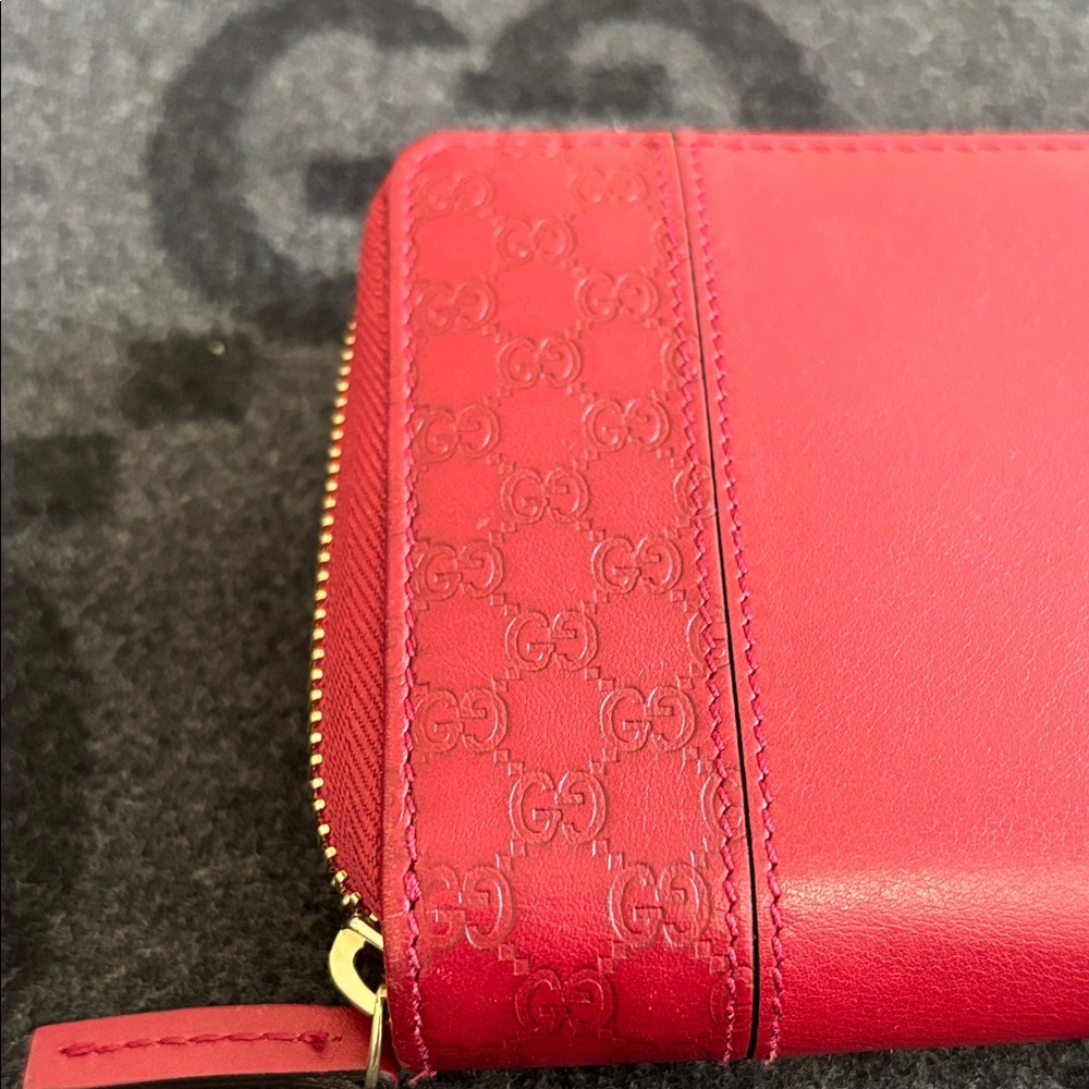 🌟 Gucci Microguccissima Red Leather Zip-Around Wallet 🌟 - Picture 13 of 17